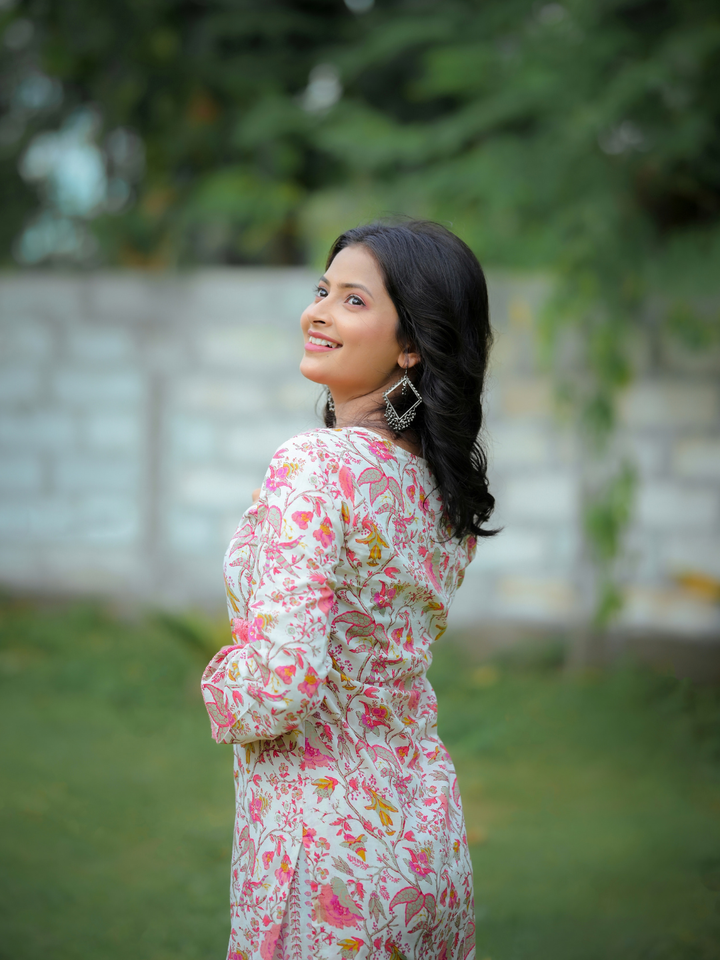 WHITE VERSATILE KURTA SET