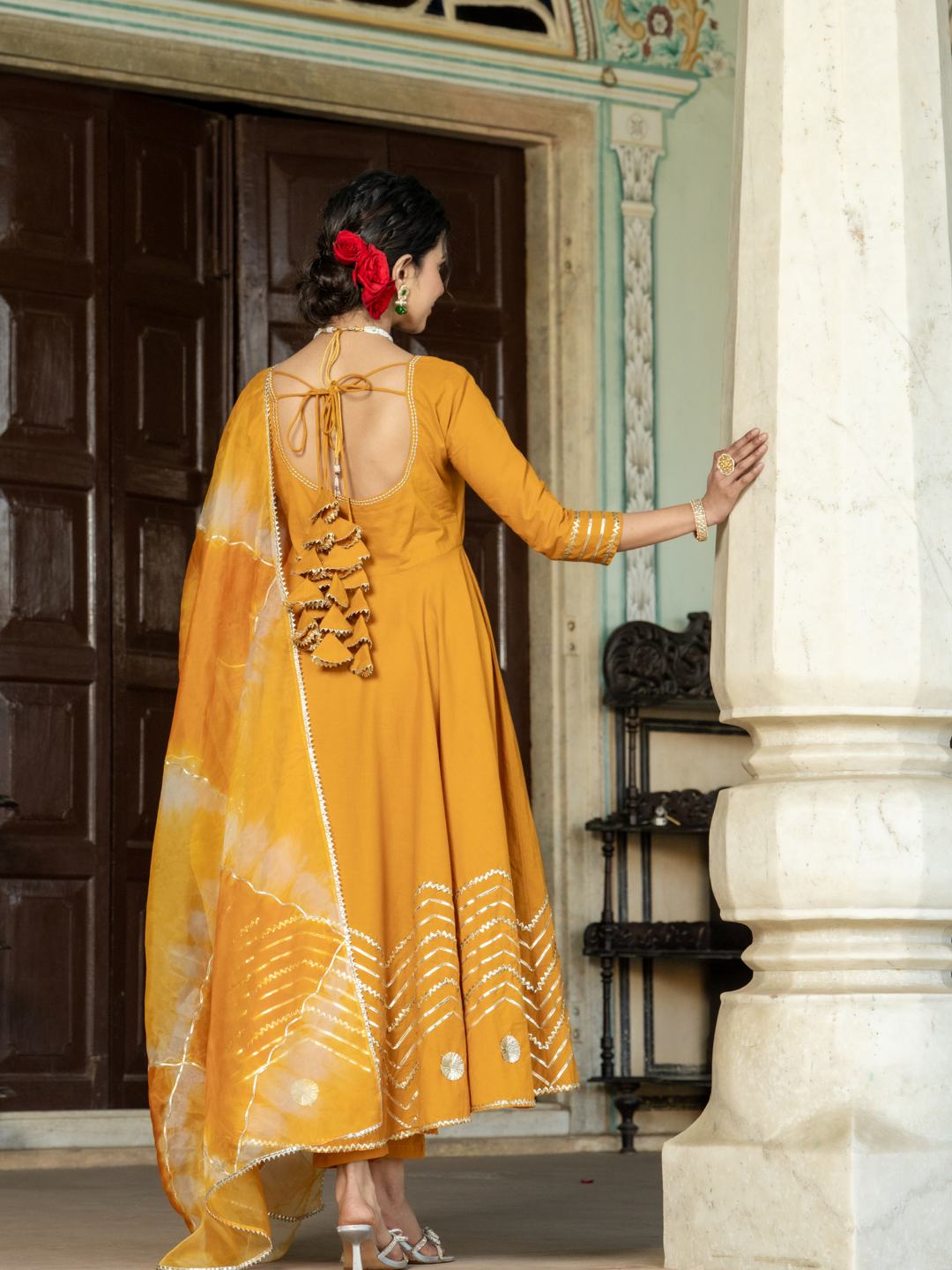 GOLDEN AURA GOTA LACE SUIT SET