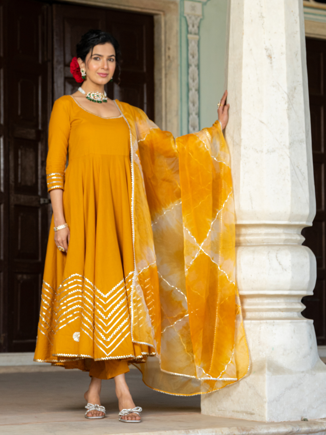 GOLDEN AURA GOTA LACE SUIT SET