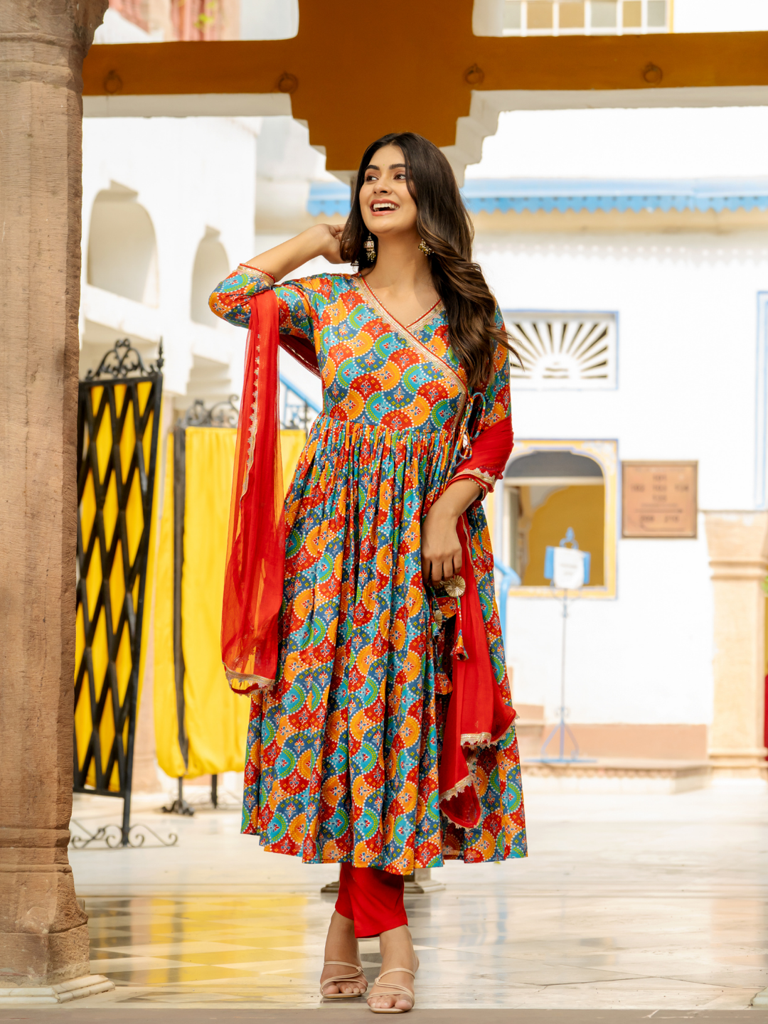 RADIANT MULTIHUED SUIT SET