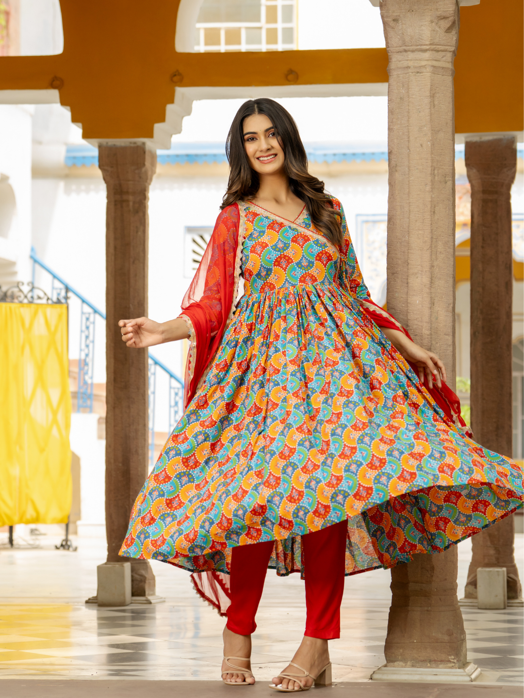 RADIANT MULTIHUED SUIT SET