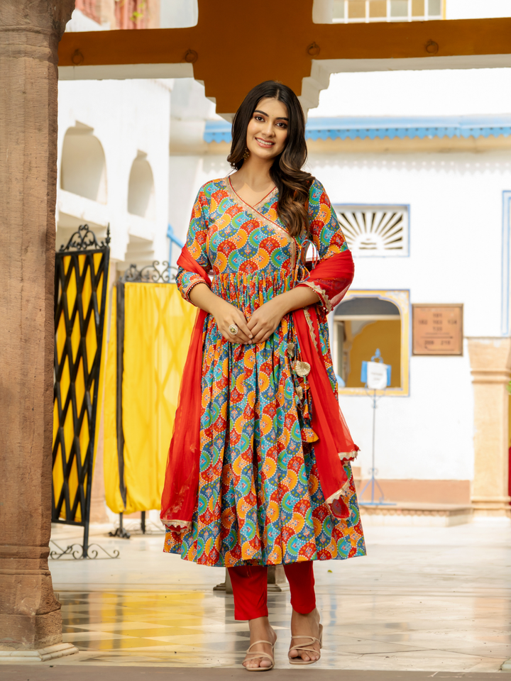 RADIANT MULTIHUED SUIT SET