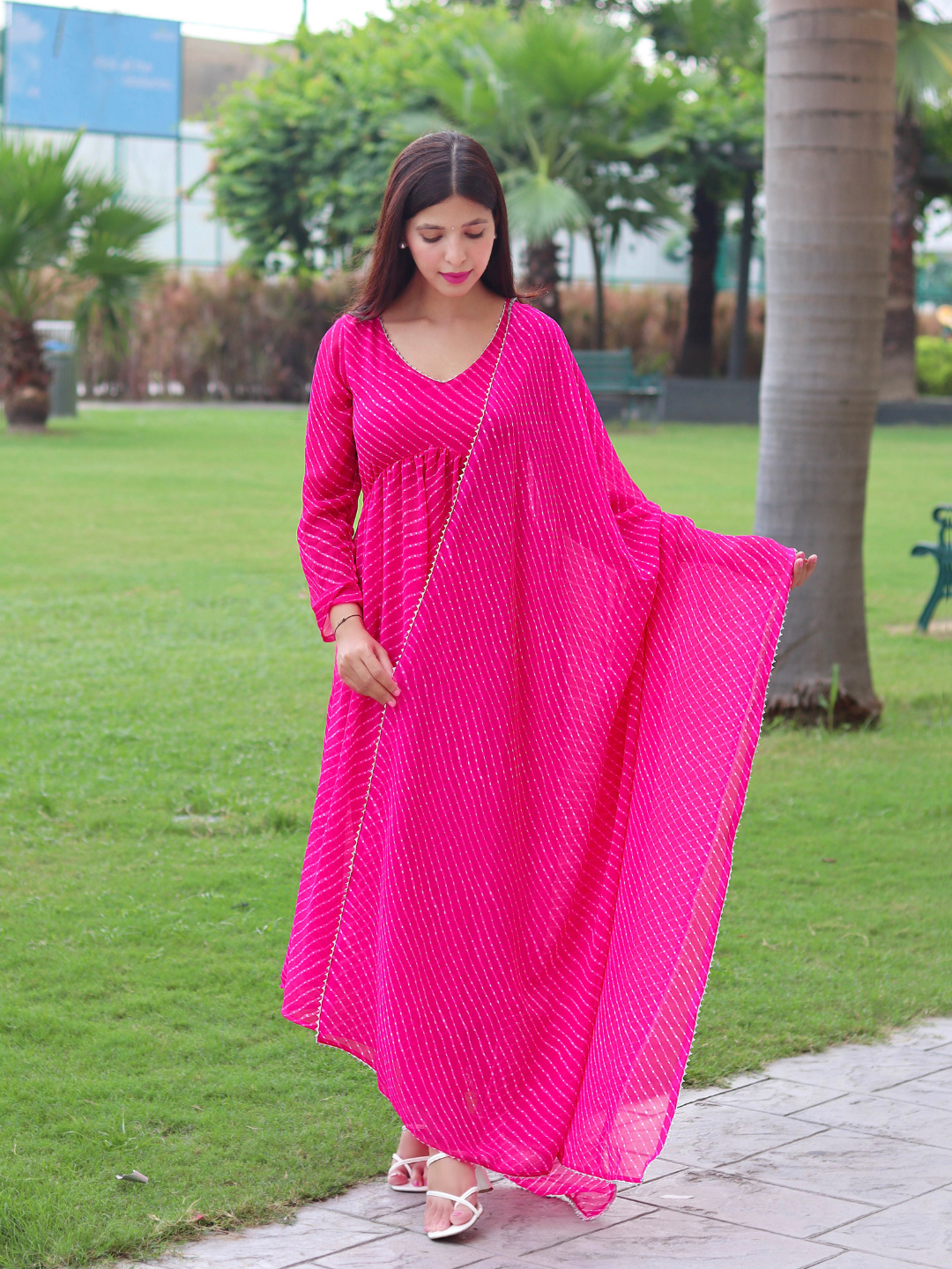HOT PINK GEORGETTE FLOWY SUIT SET GAYRAA HOT PINK GEORGETTE FLOWY SUIT SET GAYRAA