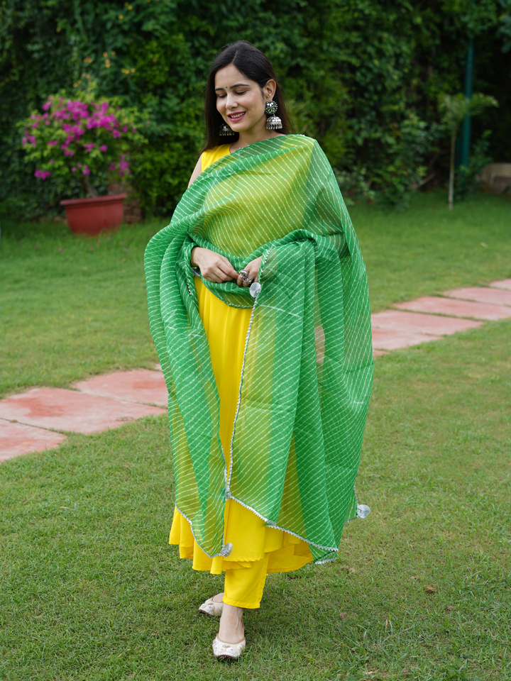 CHIC YELLOW TASSAL SUIT SET