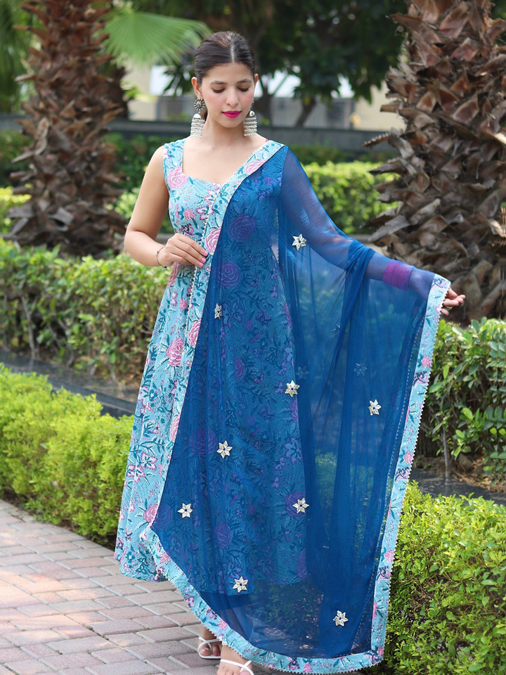 COTTON KANTHA FLORAL JAAL SUIT SET