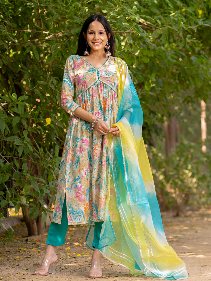 VIBRANT GOTTA-WORK FLARED KURTA SET