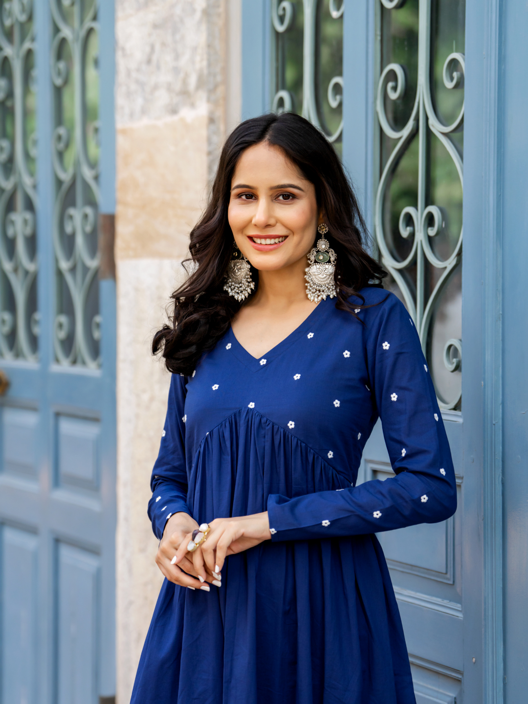 NAVY EMBROIDERY KURTA SET