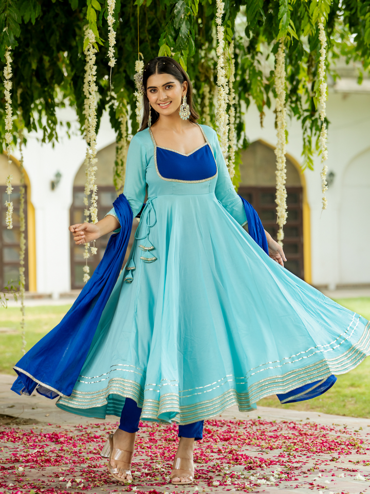 OPULENCE BLUE LACE SUIT SET