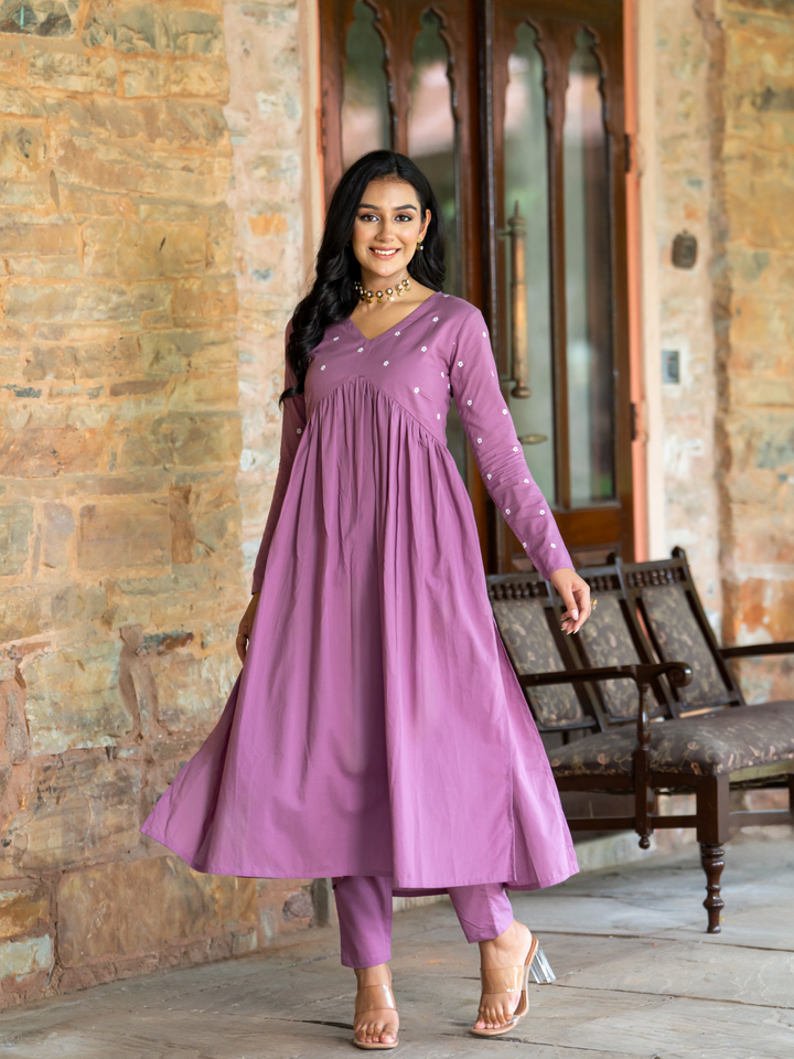 LAVENDER HUES EMBROIDERY KURTA SET