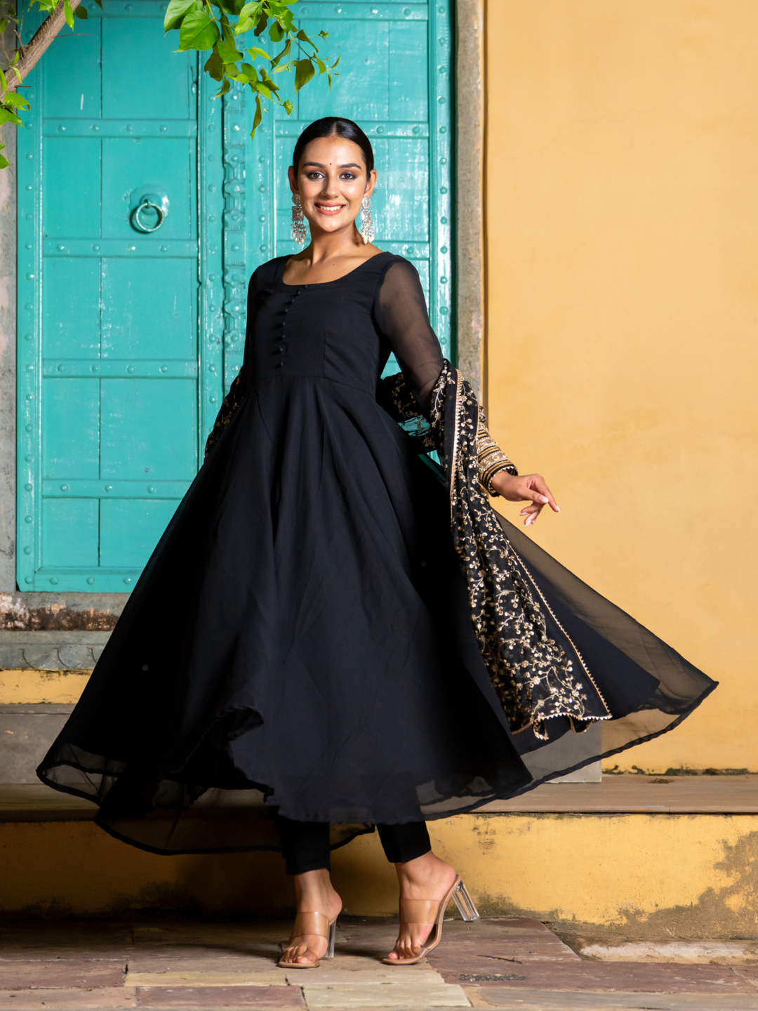 BLACK ZARI SPLENDOR ANARKALI SET