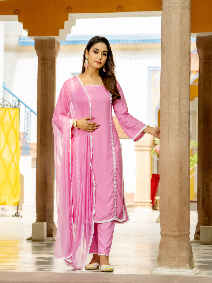 CLASSIC PINK LACE KURTA SET