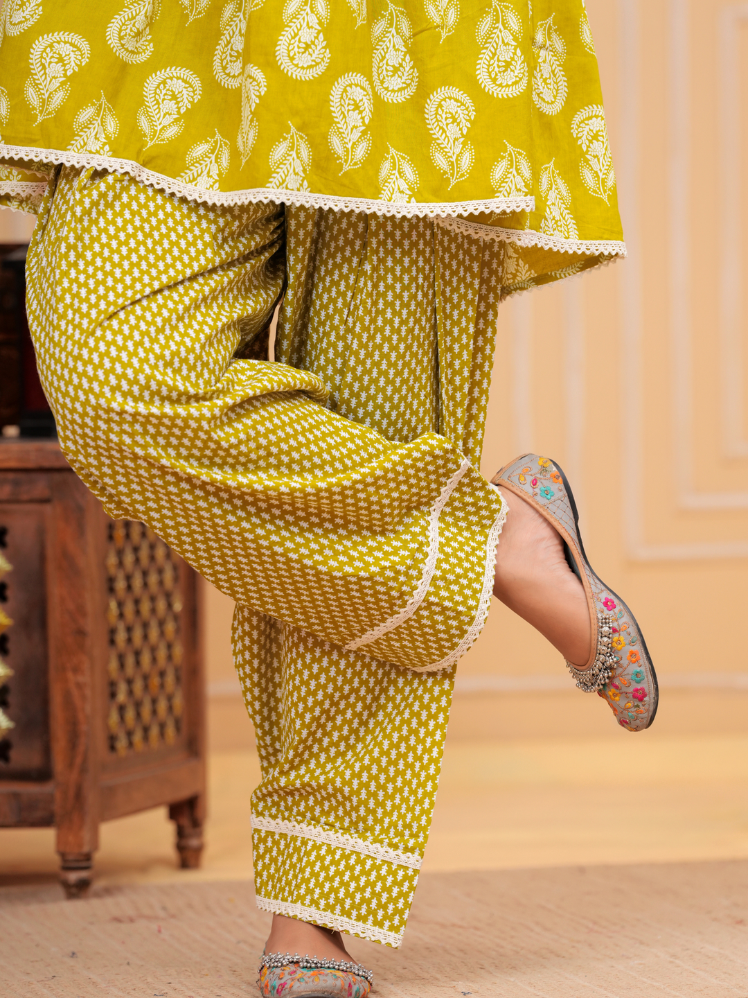 GREEN PRINTED ANARKALI FARSI SET