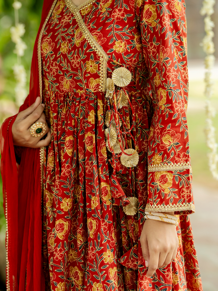 GRAND SCARLET GOTA SUIT SET