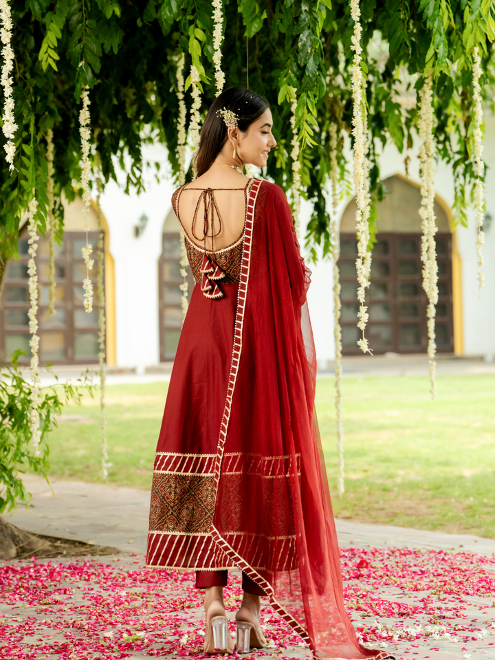 MAJESTIC MAROON HANDBLOCK SUIT SET