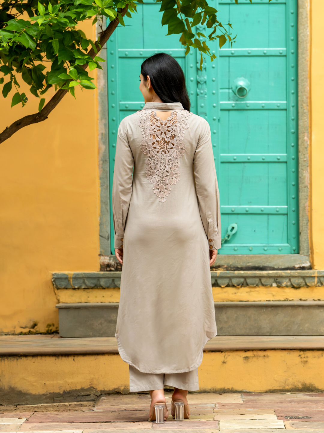 MODERN ELEGANCE GREY KURTA SET