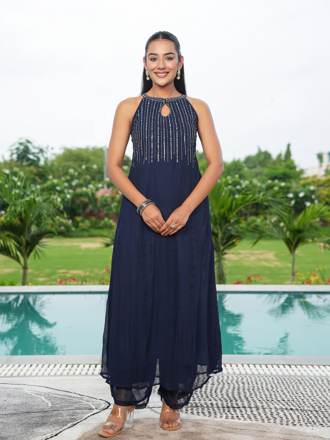SHINY GEORGETTE SLEEVELESS KURTA SET